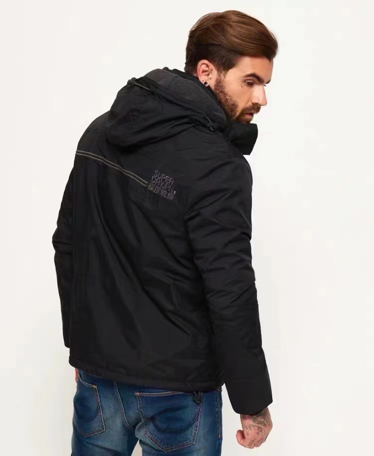 Superdry Tech Pop SD-Windcheater 黑色 連帽防風夾克